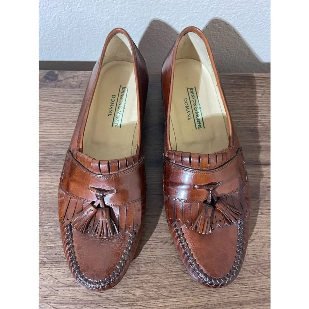 Johnston & Murphy Brown Leather Tassel Moc Toe Loafers